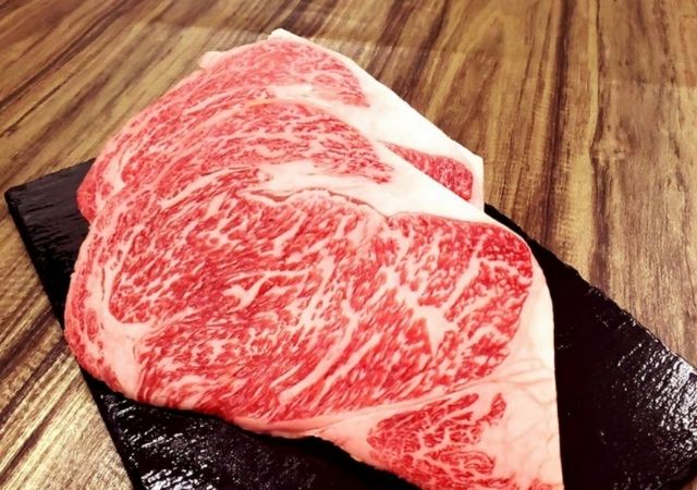 ステーキ肉